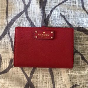 Kate Spade Tellie Grove Street Wallet in Red
